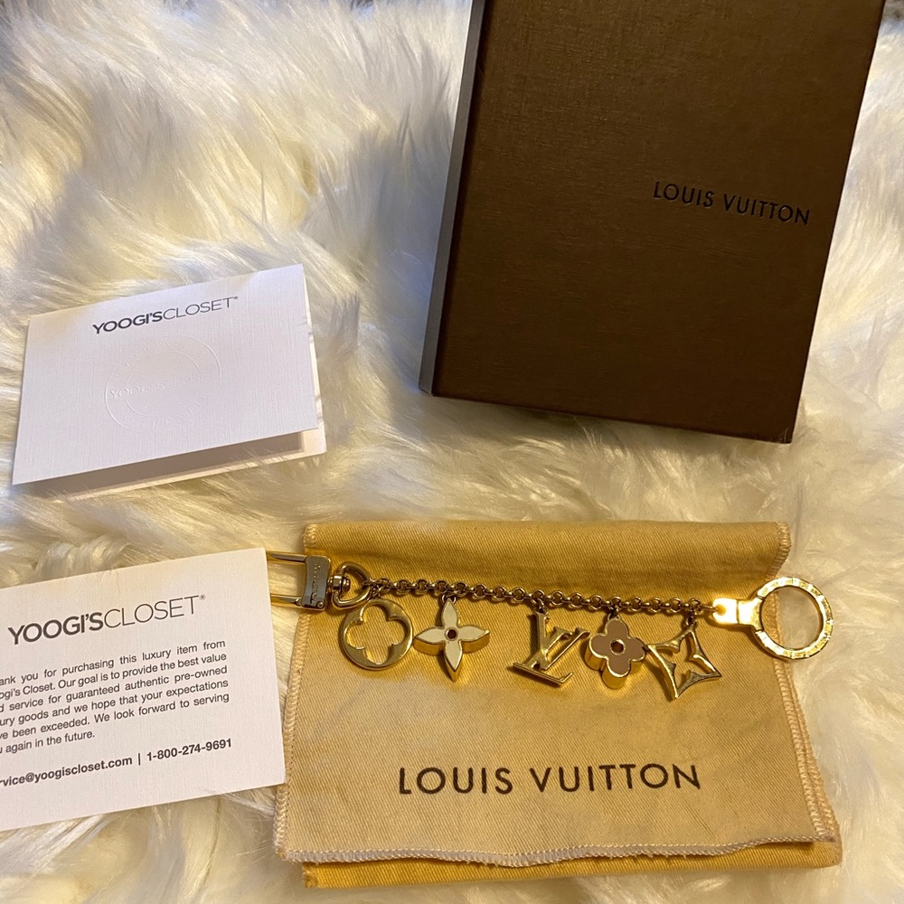Louis Vuitton Fleur de Monogram bag charm